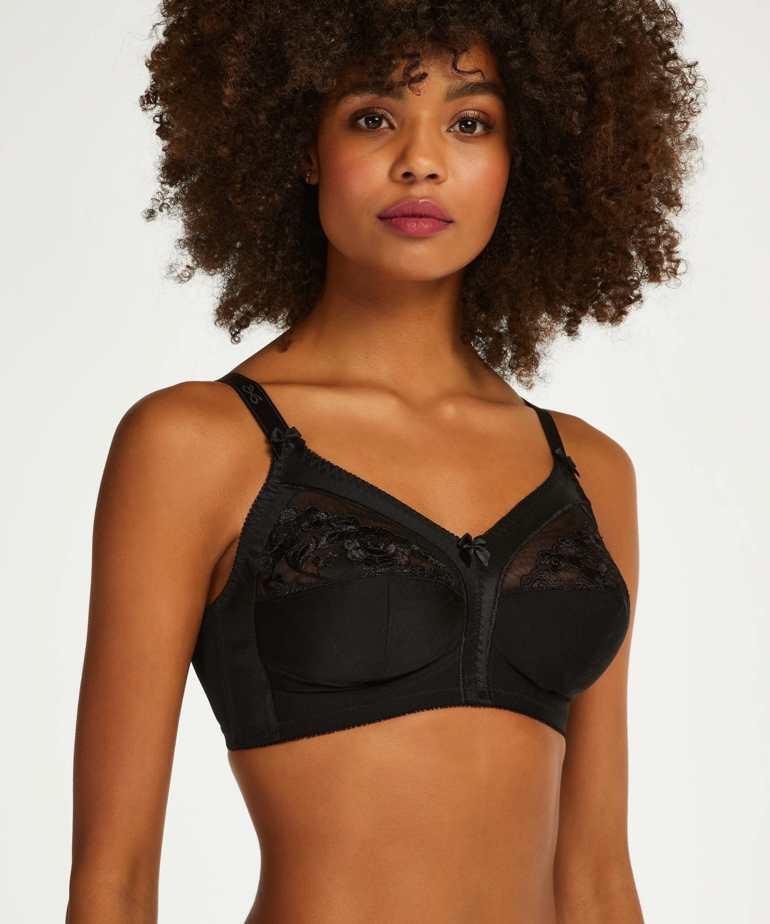 Soutien-gorge Soft Sans Armatures Sara - Noir 1 Soutien-gorge Soft Sans Armatures Sara - Noir