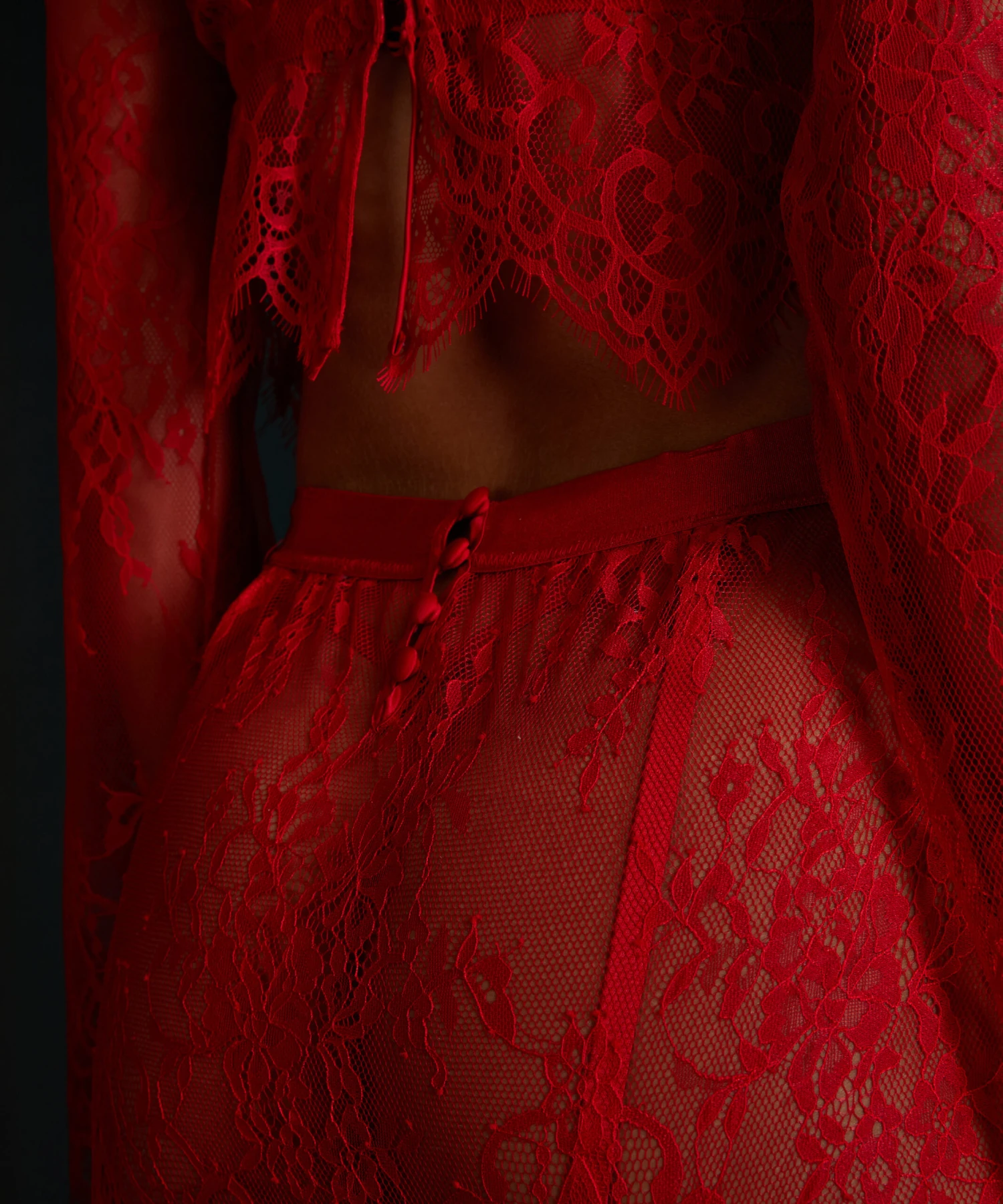 Jupe En Dentelle - Rouge 2 Jupe En Dentelle - Rouge – Image 2